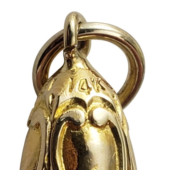 14 Karat Yellow Gold Floating Opal Pendant #20197 - Picture 5 of 7